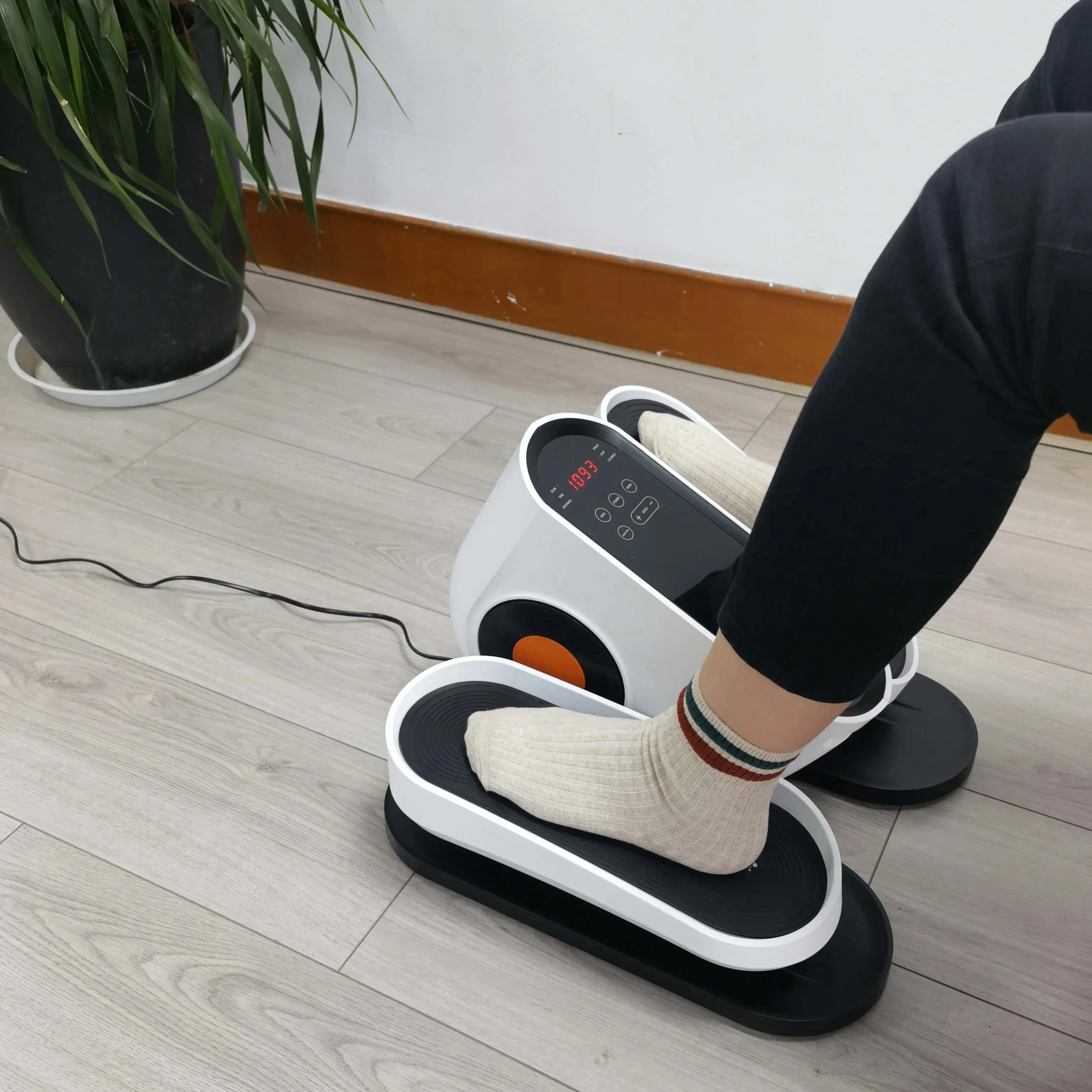 Mini elliptik trenajor